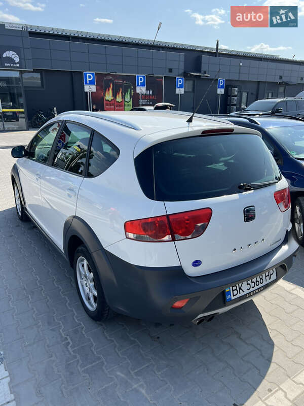 Минивэн SEAT Altea 2008 в 