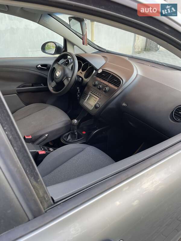 Минивэн SEAT Altea 2005 в Хмельницком