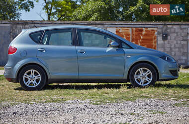 Минивэн SEAT Altea 2004 в 