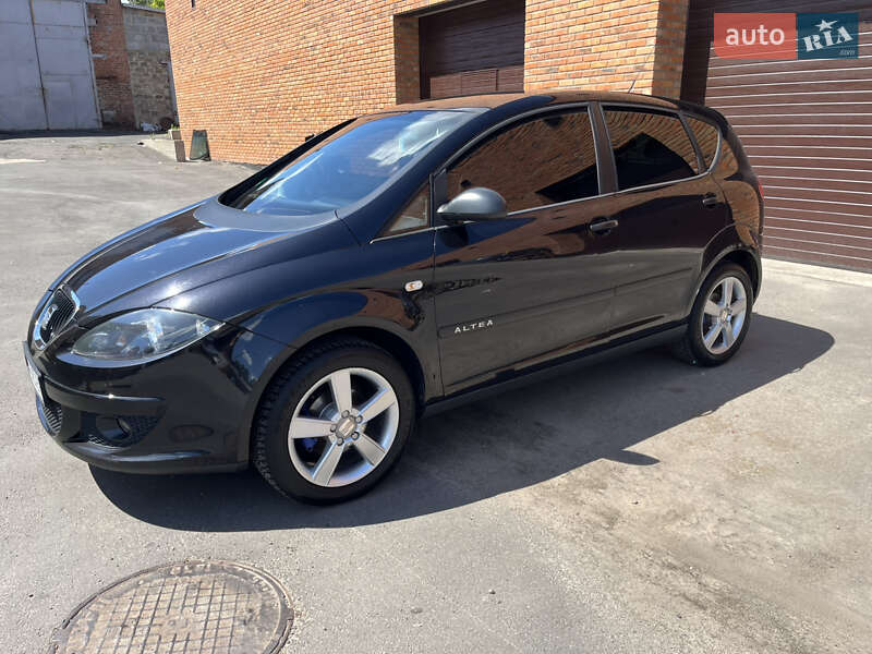 Минивэн SEAT Altea 2006 в Чернигове