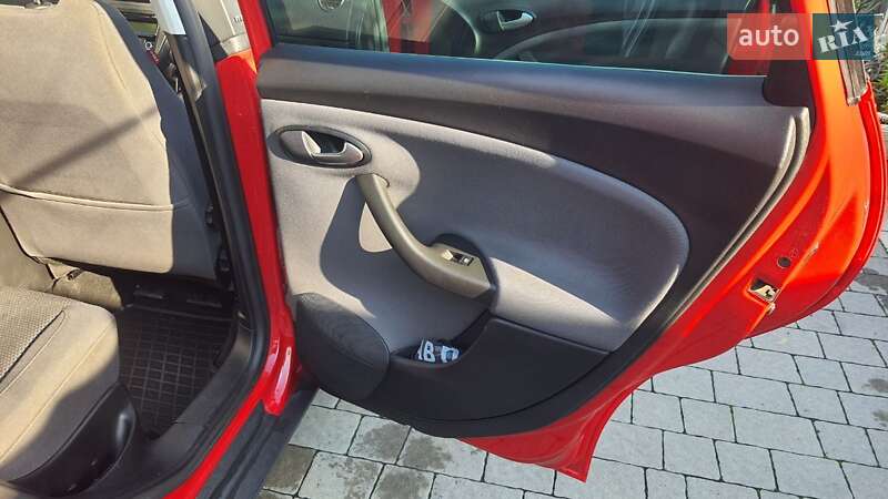 Минивэн SEAT Altea 2015 в Львове фото 19 Минивэн SEAT Altea 2015 в Львове