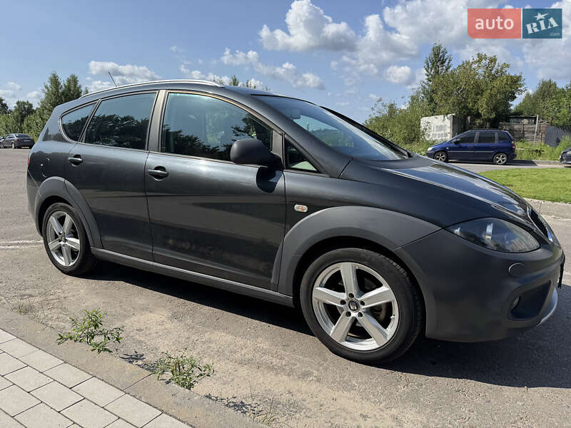 Минивэн SEAT Altea 2010 в Киеве