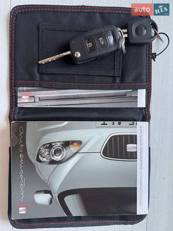 Минивэн SEAT Altea 2010 в Киеве