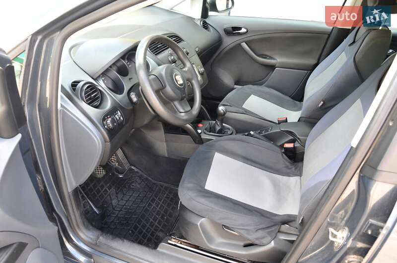 Минивэн SEAT Altea 2008 в Львове