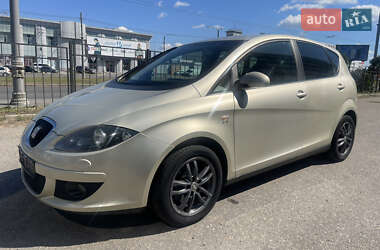 Минивэн SEAT Altea 2005 в 