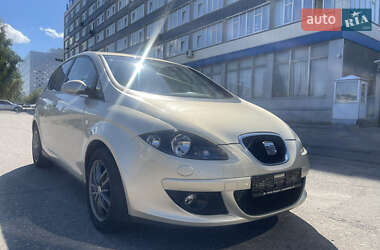 Минивэн SEAT Altea 2005 в 