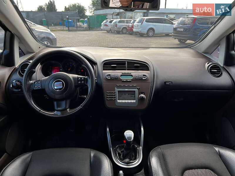 Минивэн SEAT Altea 2008 в Днепре