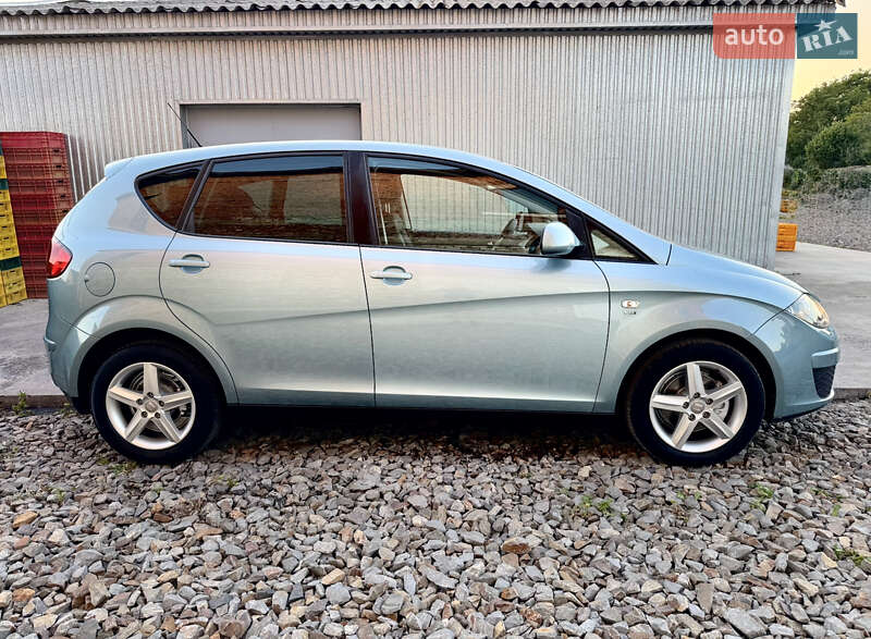 Минивэн SEAT Altea 2009 в Луцке