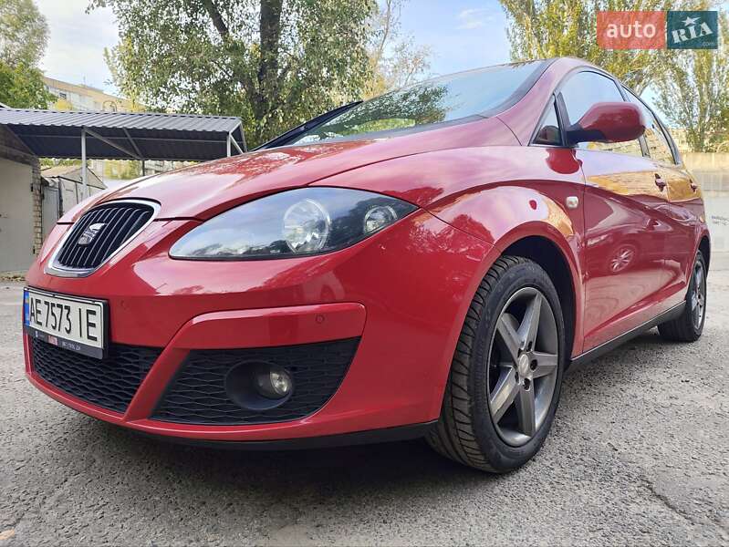 Минивэн SEAT Altea 2015 в 