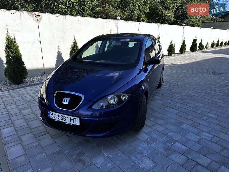 Минивэн SEAT Altea 2006 в Житомире