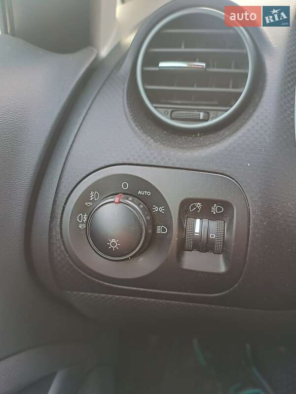 Минивэн SEAT Altea 2008 в Сумах