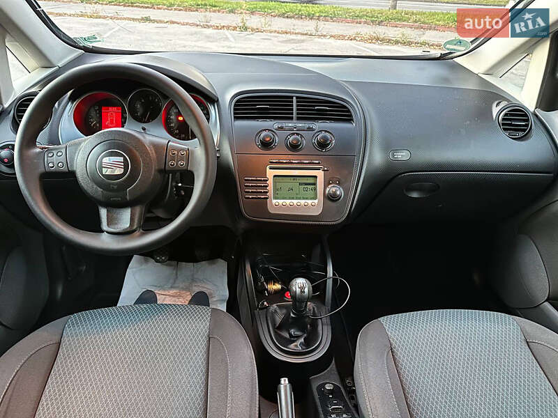 Минивэн SEAT Altea 2008 в Макарове фото 6 Минивэн SEAT Altea 2008 в Макарове