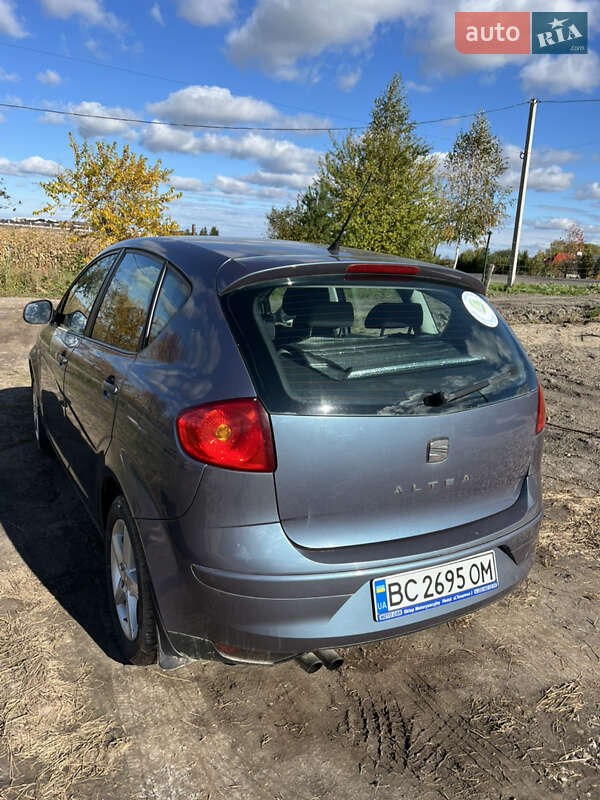 Минивэн SEAT Altea 2010 в Львове