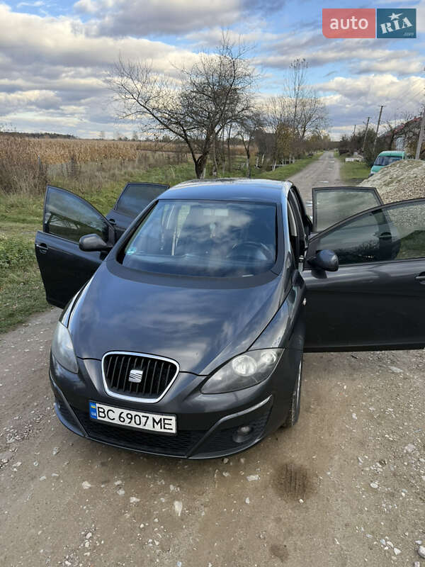 Минивэн SEAT Altea 2010 в Николаеве фото Минивэн SEAT Altea 2010 в Николаеве