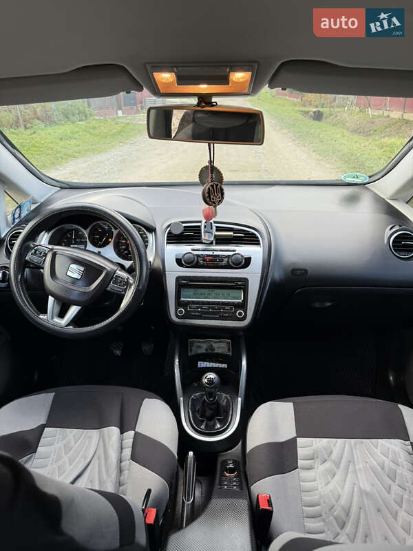 Минивэн SEAT Altea 2010 в Николаеве фото 10 Минивэн SEAT Altea 2010 в Николаеве