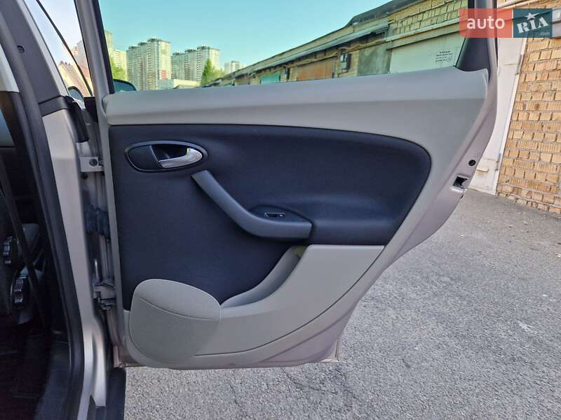 Мінівен SEAT Altea 2010 в Києві фото 55 Мінівен SEAT Altea 2010 в Києві