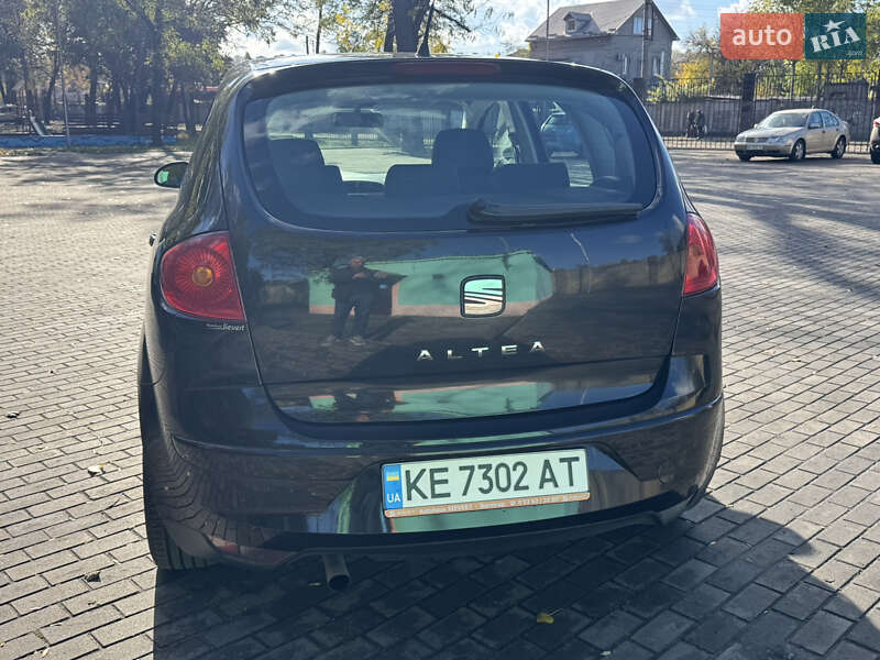 Минивэн SEAT Altea 2007 в Каменском