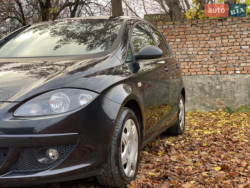 Минивэн SEAT Altea 2007 в Староконстантинове