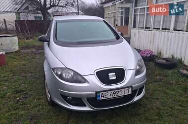 Минивэн SEAT Altea 2008 в Мироновке