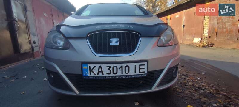 Минивэн SEAT Altea 2010 в Киеве