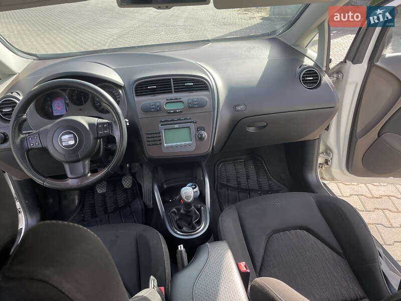 Минивэн SEAT Altea 2008 в Кицмани фото 20 Минивэн SEAT Altea 2008 в Кицмани