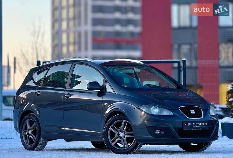 Минивэн SEAT Altea 2011 в Киеве