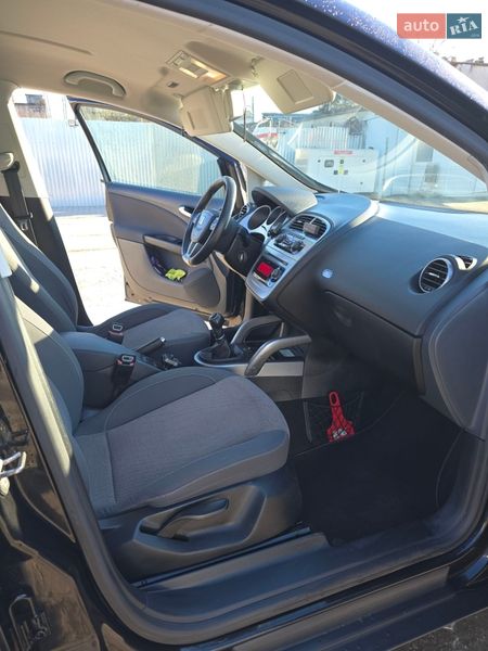 Минивэн SEAT Altea 2009 в Стрые