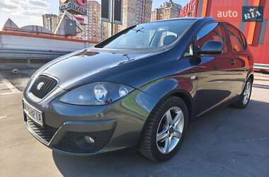 Минивэн SEAT Altea 2010 в Киеве