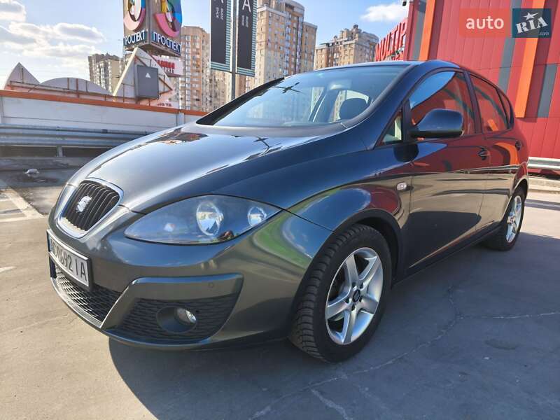 2010 Seat Altea, VIN VSSZZZ5PZAR032715:plate — фото 1 (autoria)