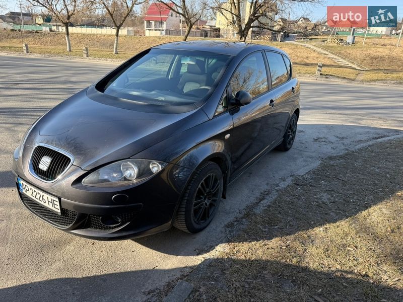 Минивэн SEAT Altea 2004 в Нетешине фото 6 Минивэн SEAT Altea 2004 в Нетешине