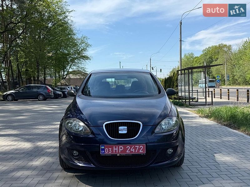 Минивэн SEAT Altea 2008 в Луцке