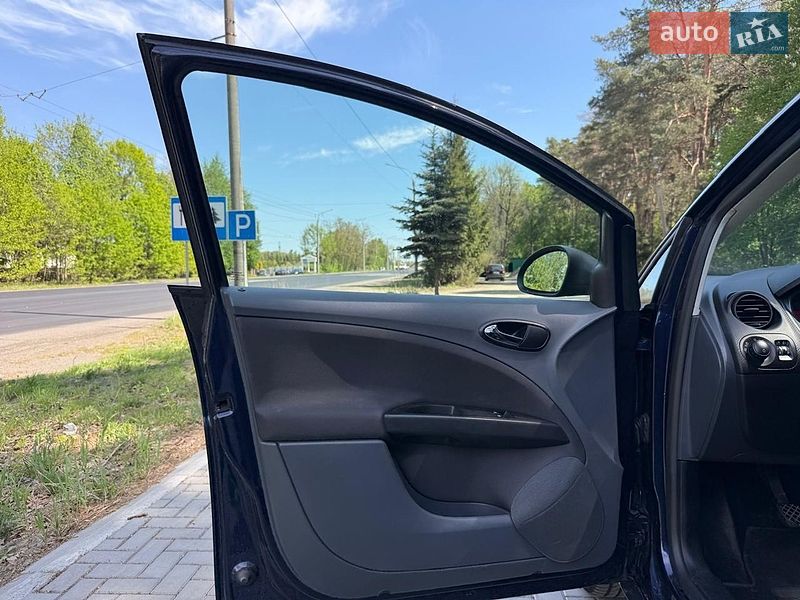 Минивэн SEAT Altea 2008 в Луцке