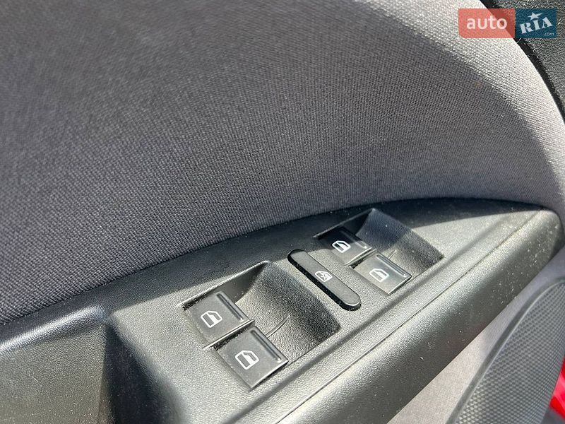 Минивэн SEAT Altea 2015 в Киеве