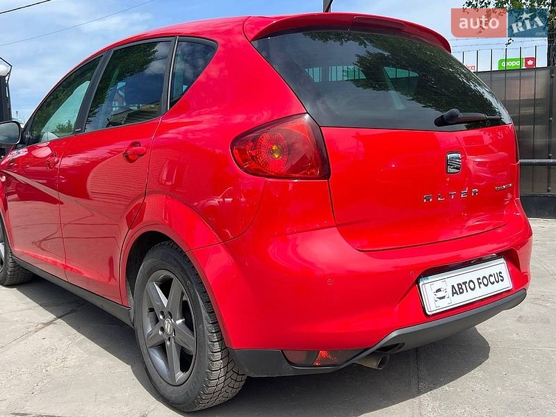 Минивэн SEAT Altea 2015 в Киеве