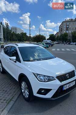 Внедорожник / Кроссовер SEAT Arona 2018 в Киеве