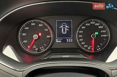 Хэтчбек SEAT Arona 2018 в 