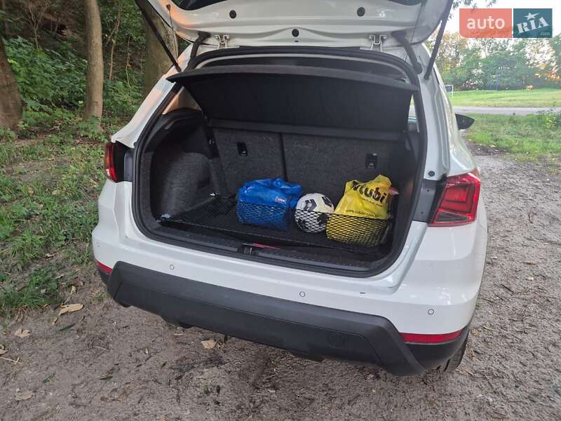 Внедорожник / Кроссовер SEAT Arona 2018 в Львове