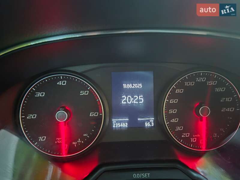 Внедорожник / Кроссовер SEAT Arona 2018 в Львове