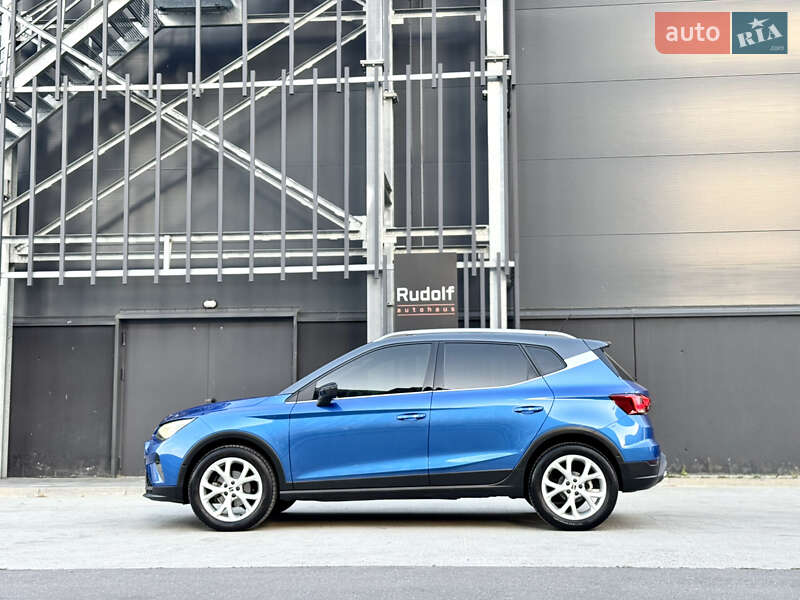 Позашляховик / Кросовер SEAT Arona 2022 в Києві