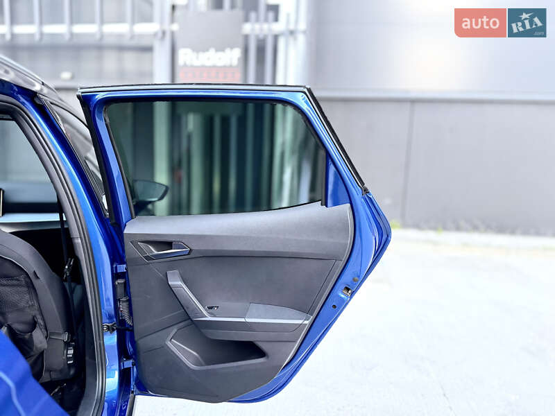 Позашляховик / Кросовер SEAT Arona 2022 в Києві