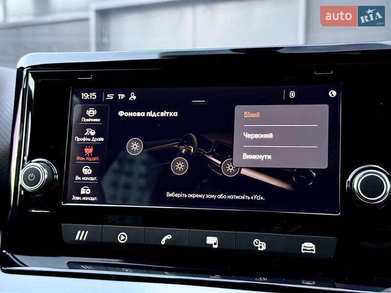 Позашляховик / Кросовер SEAT Arona 2022 в Києві