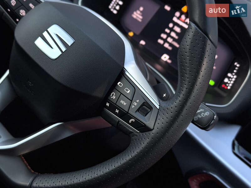 Позашляховик / Кросовер SEAT Arona 2022 в Києві