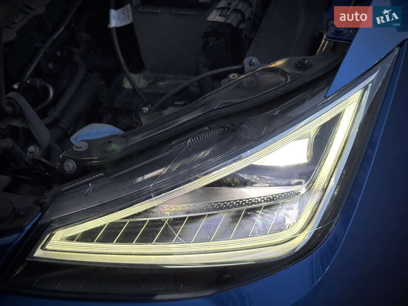 Позашляховик / Кросовер SEAT Arona 2022 в Києві