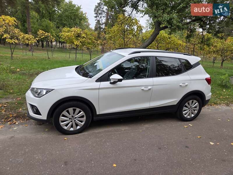 Позашляховик / Кросовер SEAT Arona 2018 в Києві