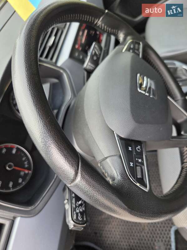 Позашляховик / Кросовер SEAT Arona 2018 в Києві