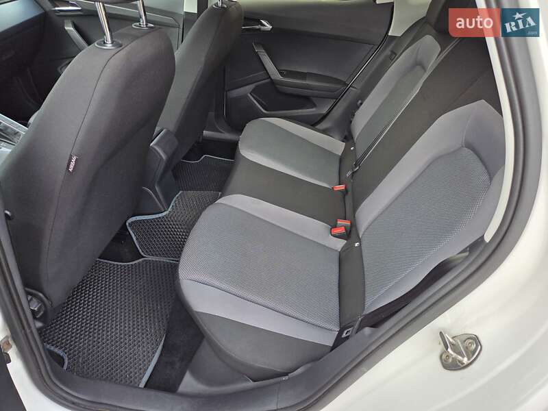 Позашляховик / Кросовер SEAT Arona 2018 в Києві