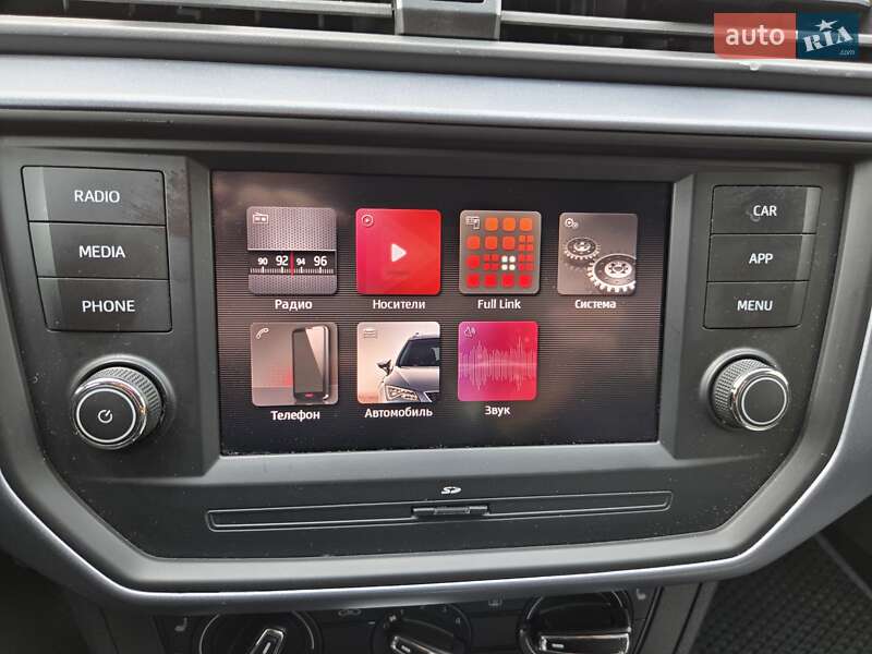 Позашляховик / Кросовер SEAT Arona 2018 в Києві