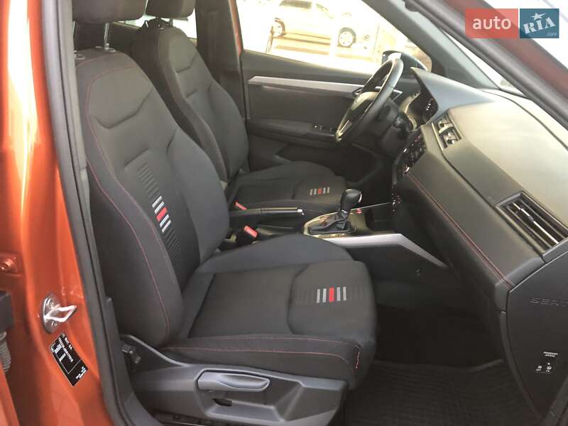 Внедорожник / Кроссовер SEAT Arona 2019 в Киеве