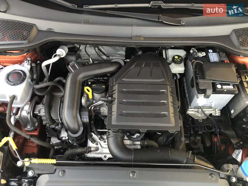 Внедорожник / Кроссовер SEAT Arona 2019 в Киеве