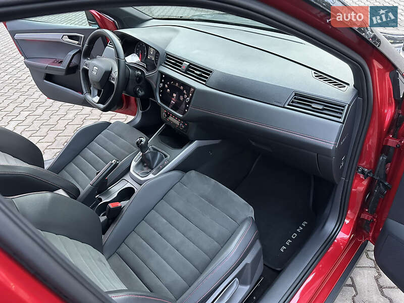 Внедорожник / Кроссовер SEAT Arona 2019 в Черновцах